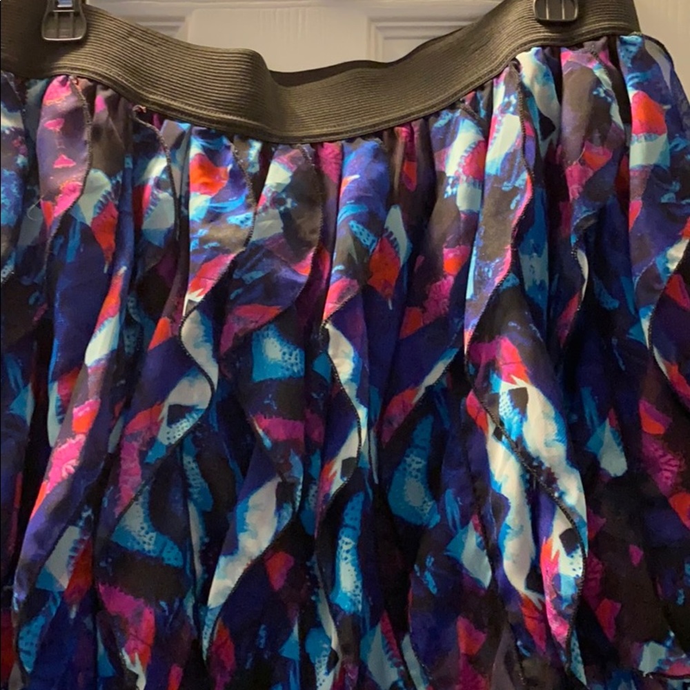 Skirt - Picture 2 of 2